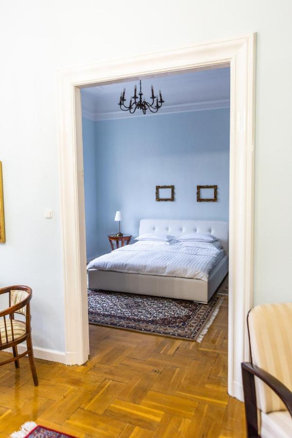Luxury Downtown 3 Bedroom Apartment By Synagoge With Beautiful View Будапешт Экстерьер фото