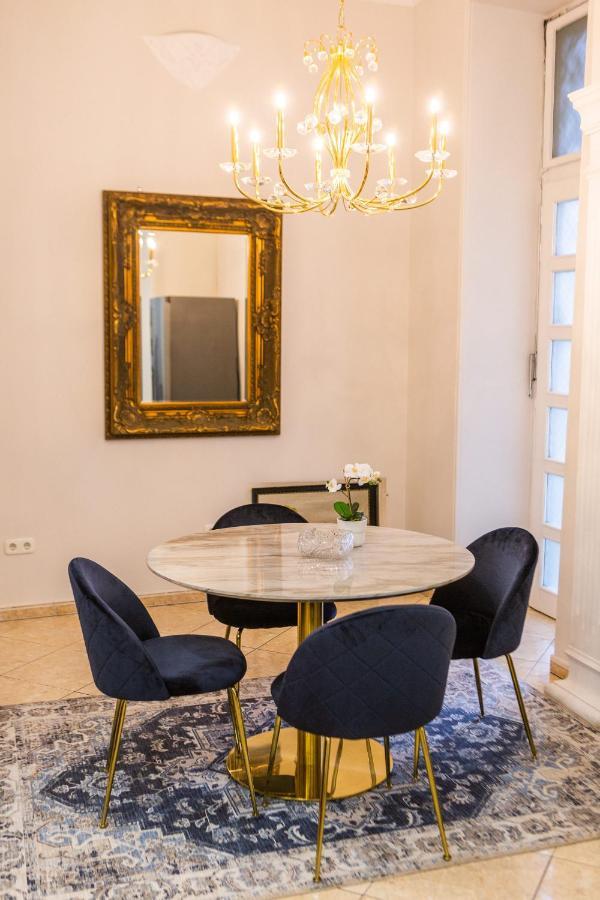 Luxury Downtown 3 Bedroom Apartment By Synagoge With Beautiful View Будапешт Экстерьер фото